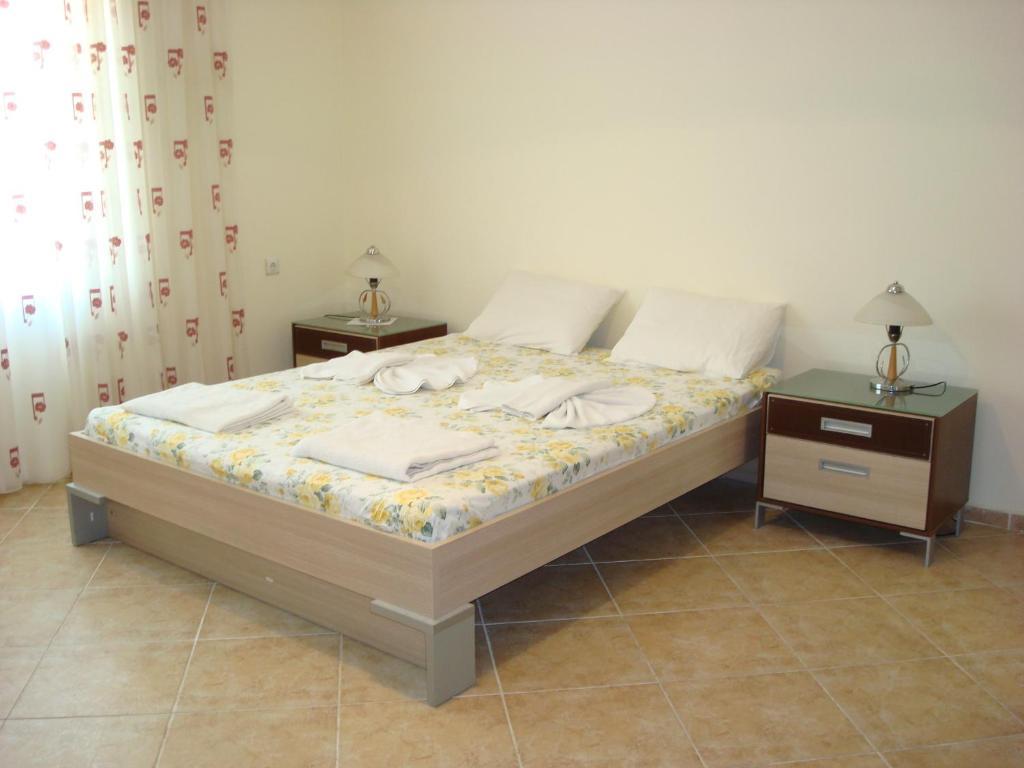 Royal Residences Didim Bilik gambar