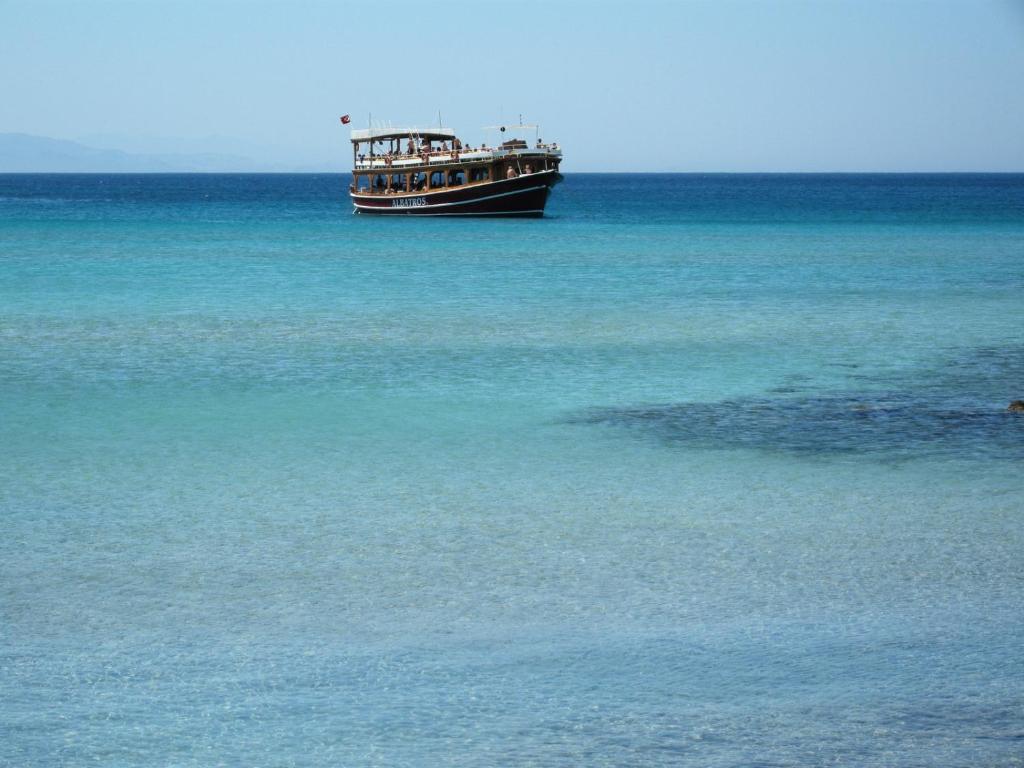 Royal Residences Didim Luaran gambar